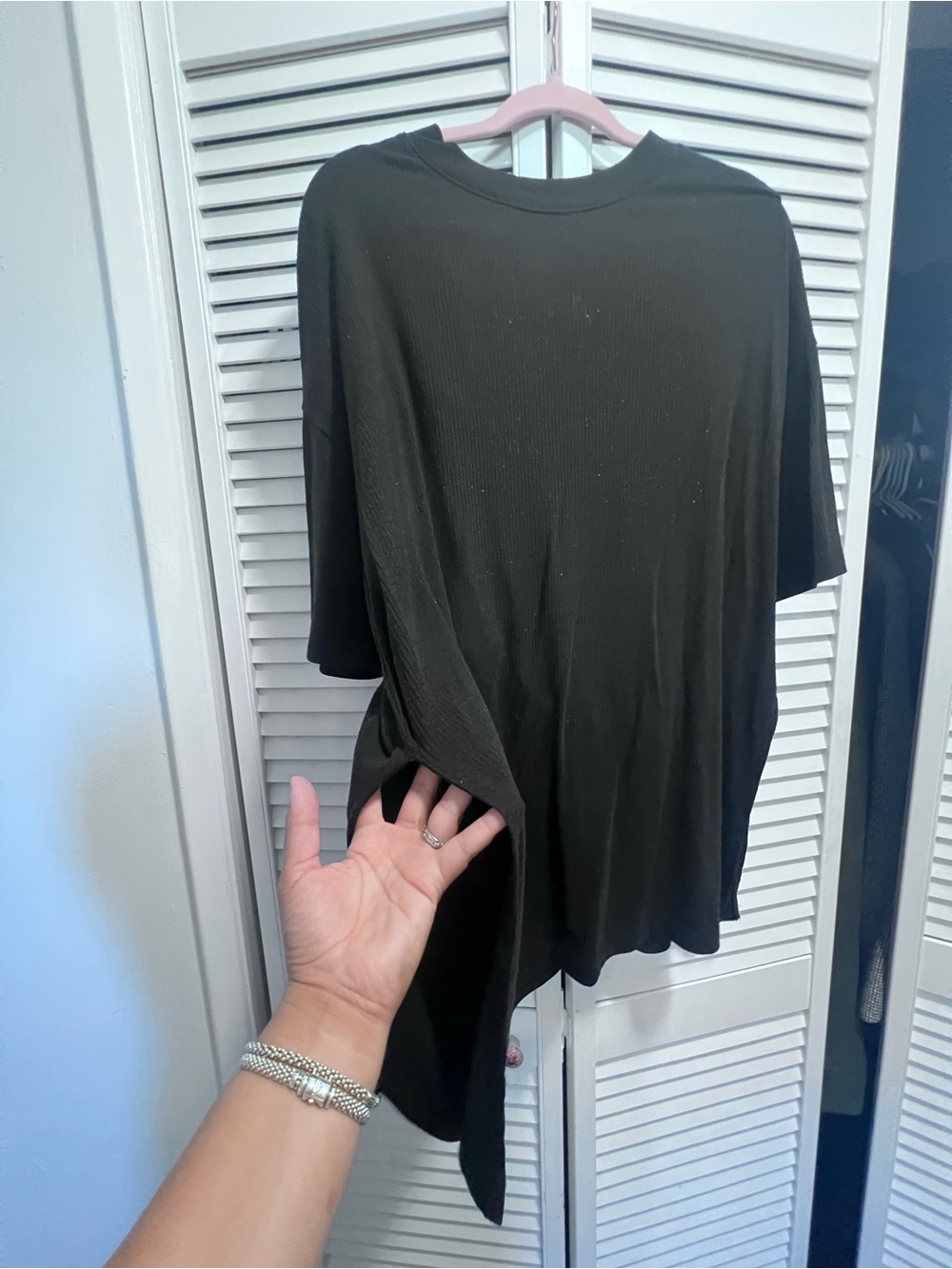 DRessed in La La -Women's Black Short-Sleeve Tunic Top and pants set